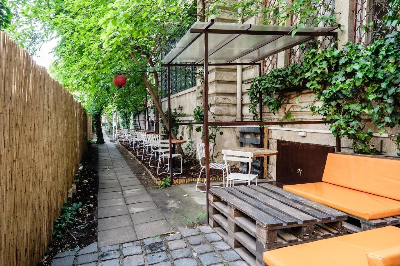 Baroque Hostel & Coworking Budapeşte