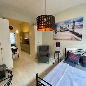 https://place-jourdan-petit-appartement.hotelsghent.com