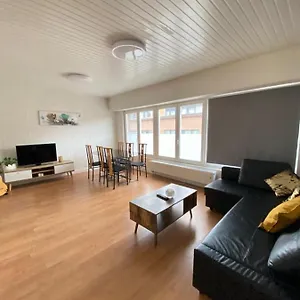 https://noshs-sunset-house-2bedroom-house-with-a-garden.hotelsantwerp.net