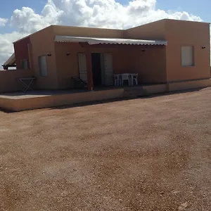 https://villa-del-sole-lido-signorino.sicilyhotelsitaly.net