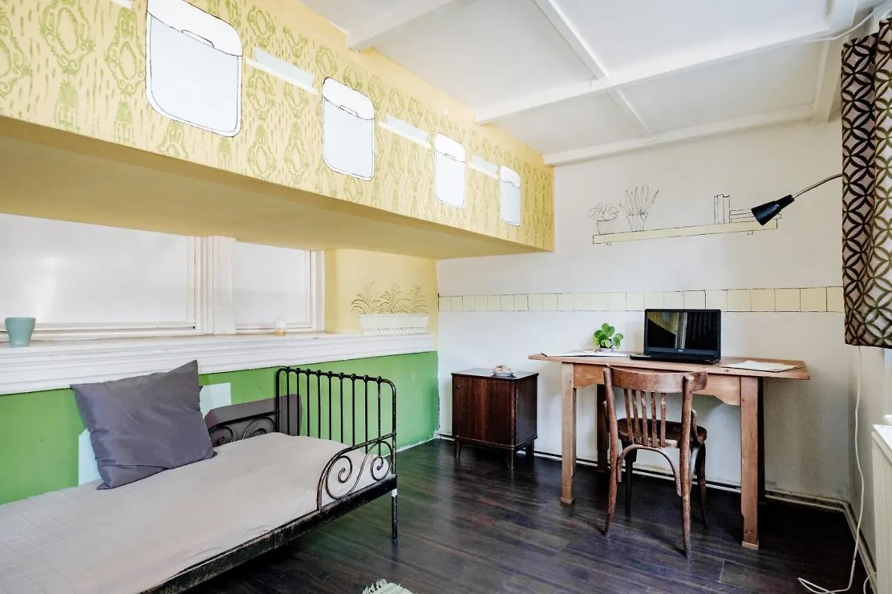 Baroque Hostel & Coworking Budapest