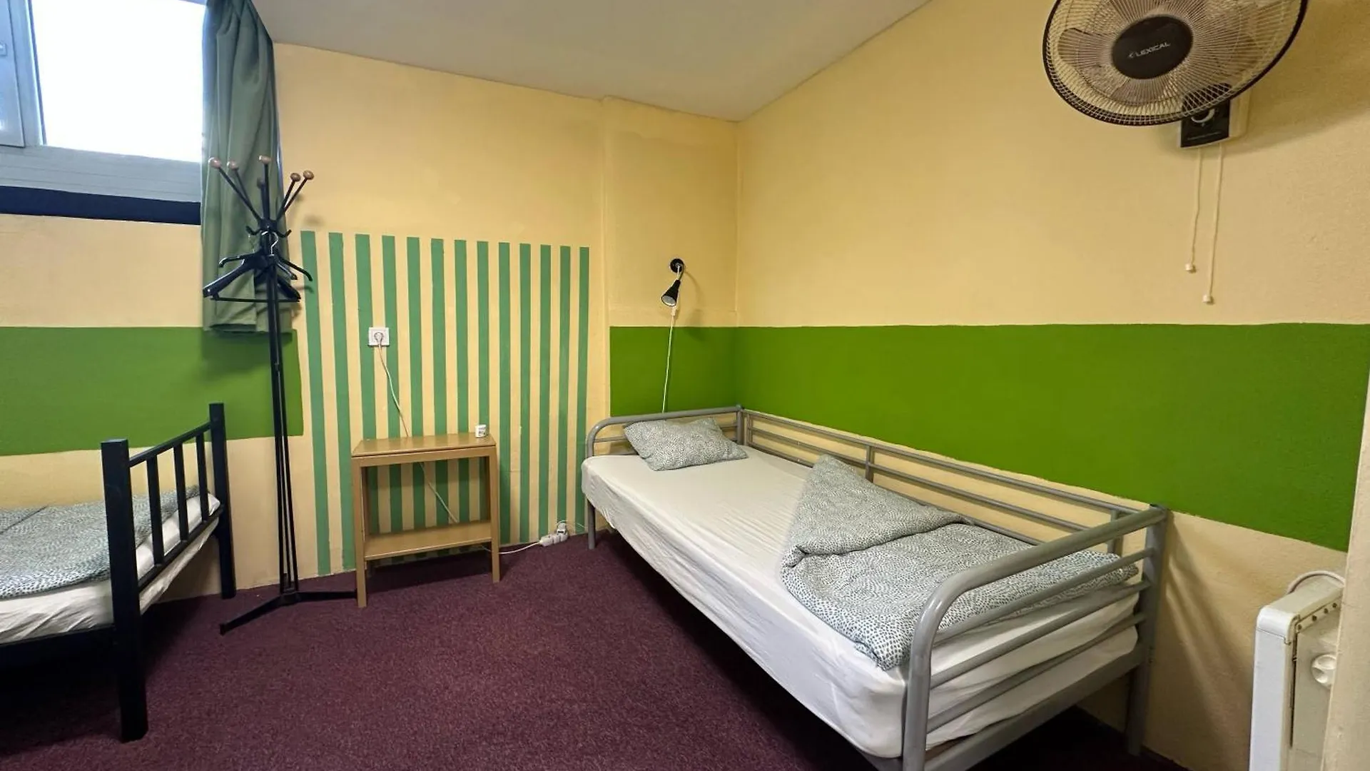 Baroque Hostel & Coworking Budapest 0*,