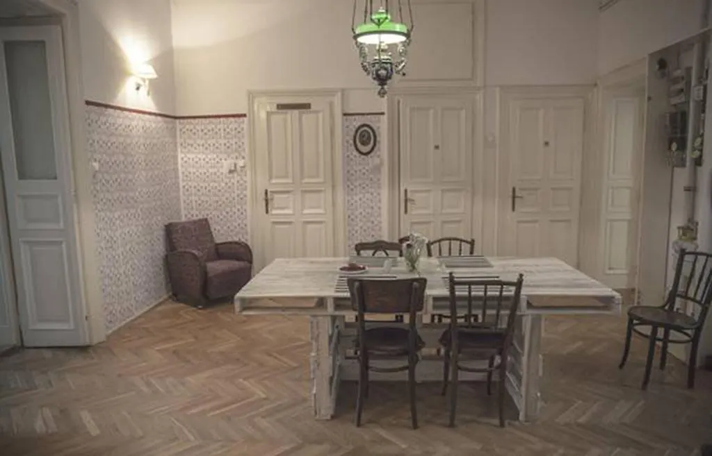 Baroque Hostel & Coworking Budapest