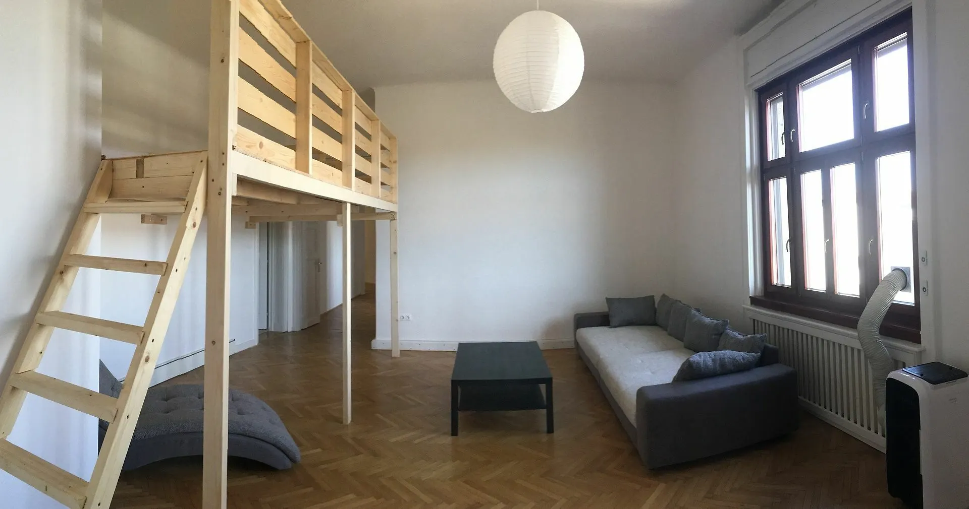 Baroque Hostel & Coworking Budapest Ungarn