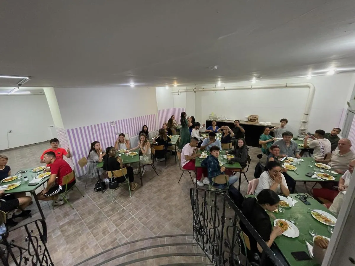 Baroque Hostel & Coworking Budapest