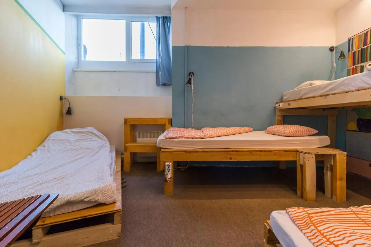 Baroque Hostel & Coworking Budapest