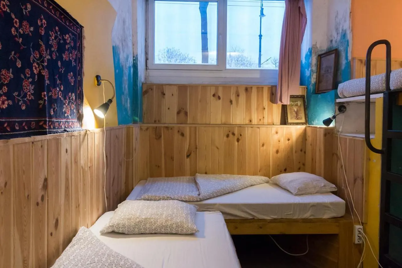 Baroque Hostel & Coworking Budapest