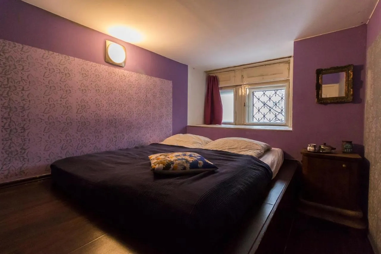 Baroque Hostel & Coworking Budapest