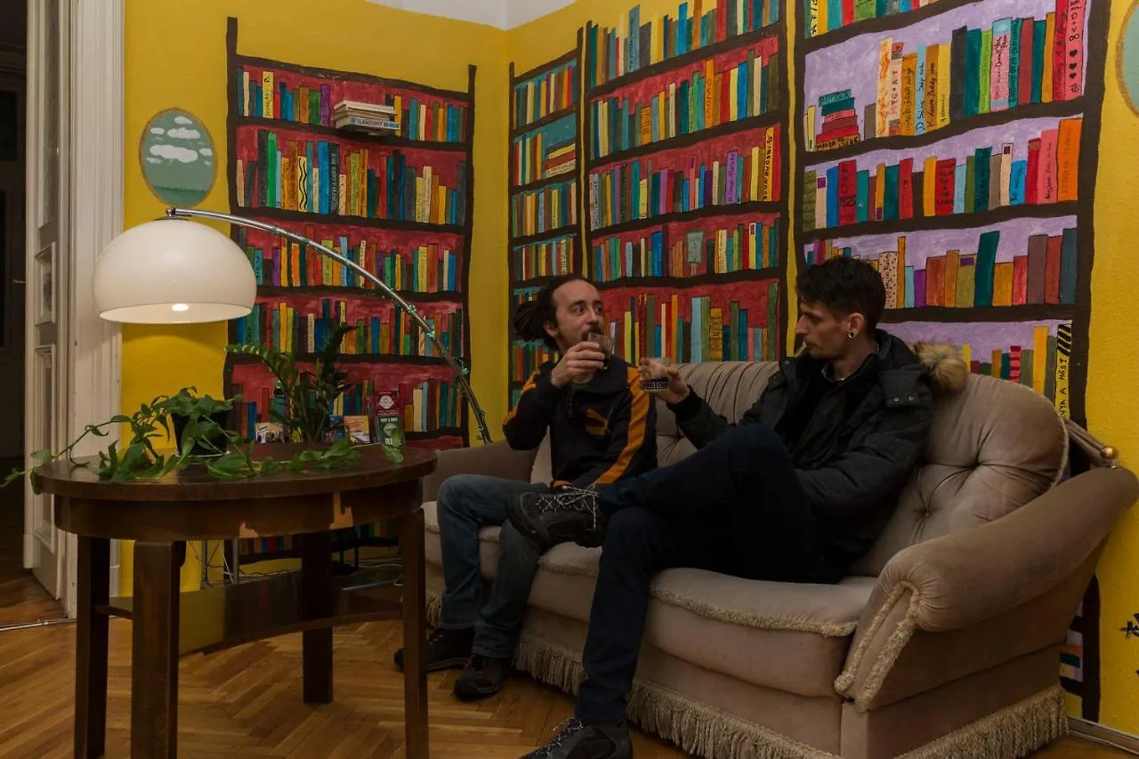 Baroque Hostel & Coworking Budapest