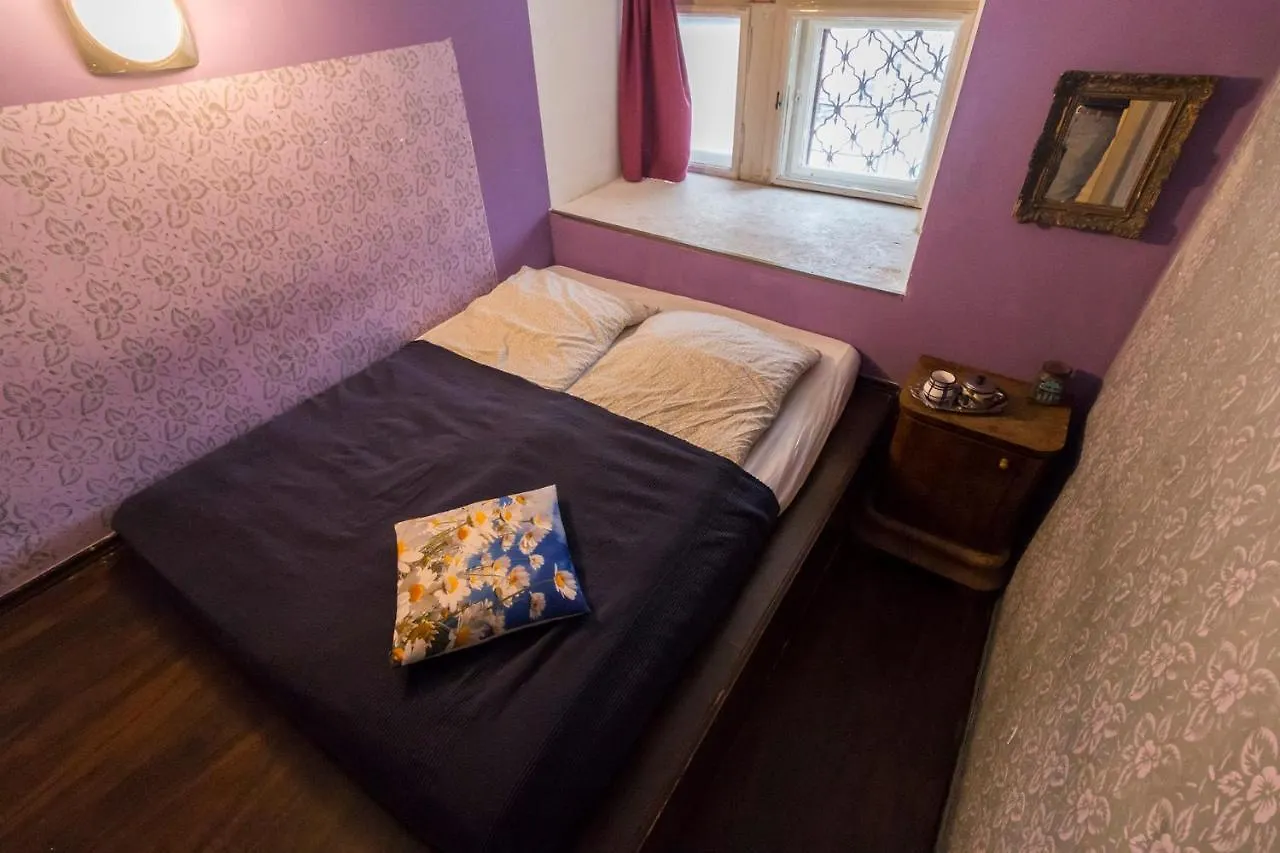 Baroque Hostel & Coworking Budapest 0*,  Hungary